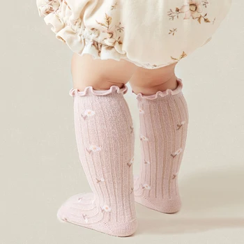 Новые Весенне-летние Носки для девочек до колена с цветочным Рисунком, Милые Детские Хлопчатобумажные Носки, Мягкие Детские Длинные Носки Для Новорожденных от 0 до 3 лет
