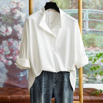 2023 Осенняя Новая Белая Рубашка со стоячим воротником, Женская Модная Повседневная Рубашка для Пригородных Поездок, Простой Свободный Топ Высокого Качества с V-образным вырезом, Повседневная рубашка
